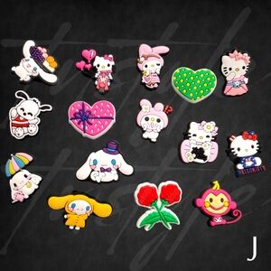 ⭐️ONLY SET⭐️ Sanrio Shoe Charms